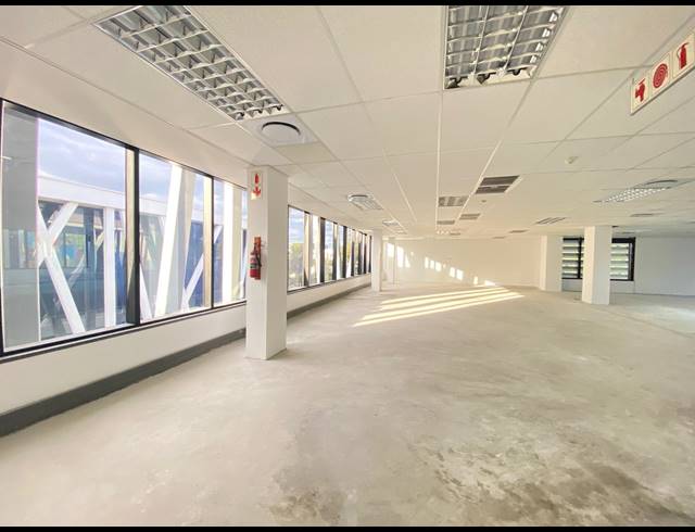 397M² OFFICE TO LET IN BRYANSTON